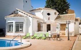 Holidays2Fuengirola Villa Mercedes In Center Fuengirola And 2Nd Line Beach